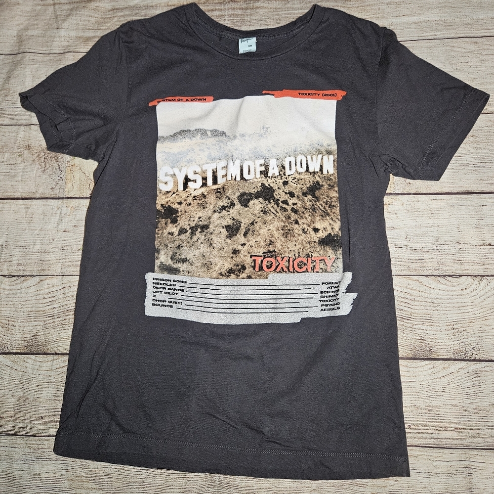 Vintage 2001 Pacific System Of A Down Toxicity Band Graphic Tee Shirt